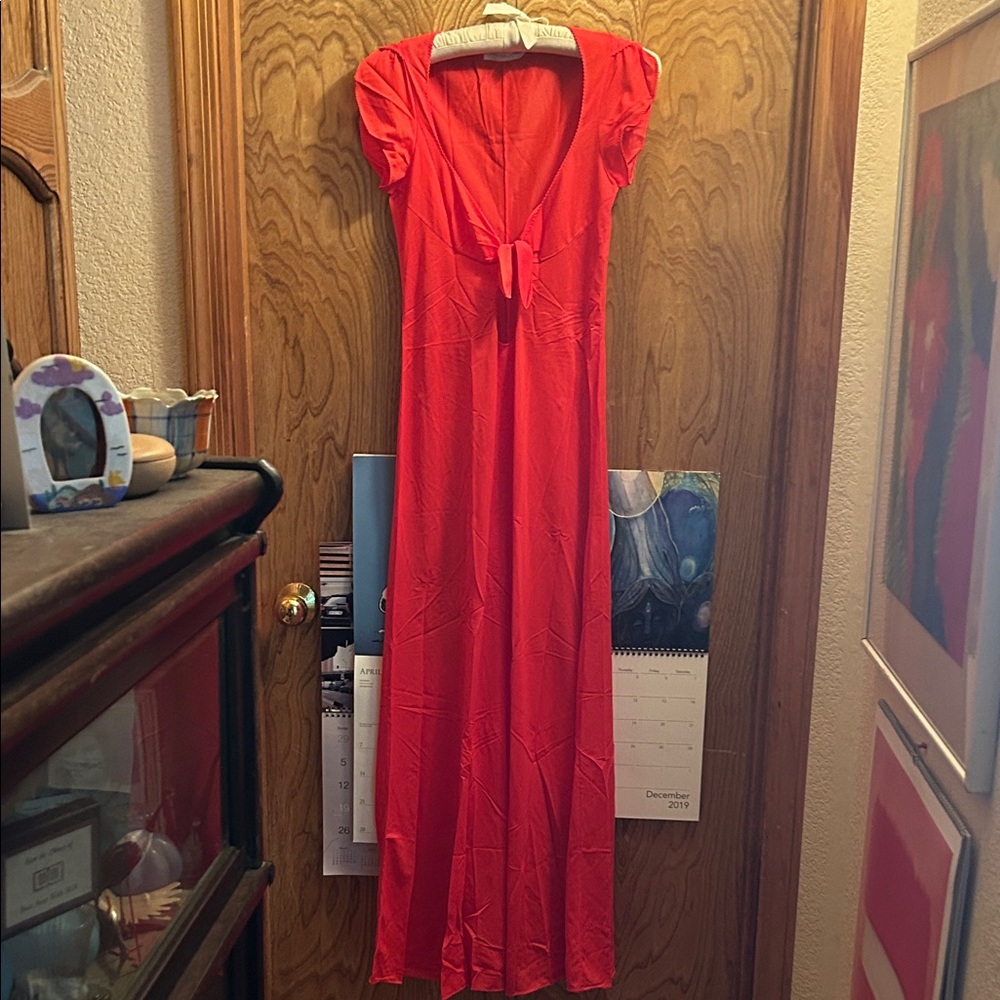 Elegant Red Maxi Nightgown with Capped Sleeves